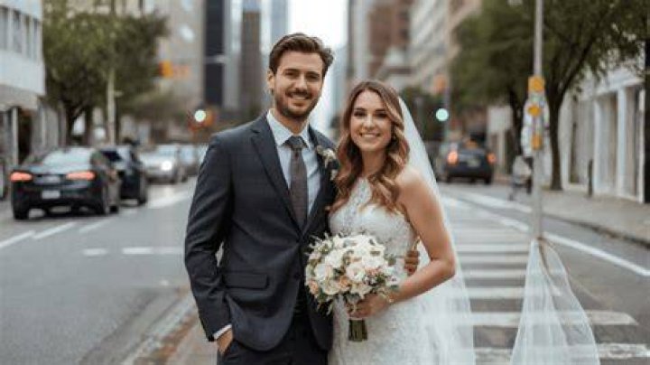 Can a tourist marry a Canadian citizen?