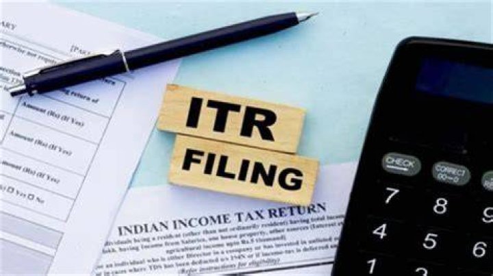 Can a working teenager file a tax return?