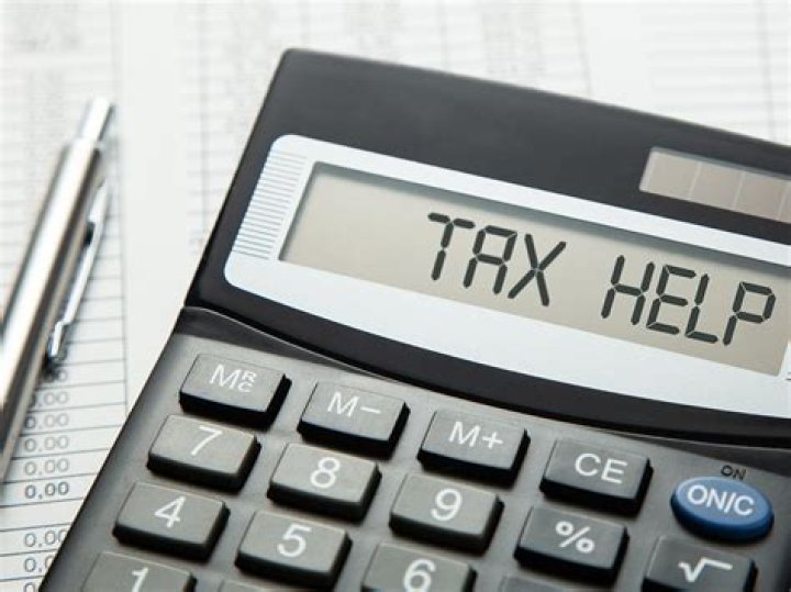 Can you be employed and pay your own tax?