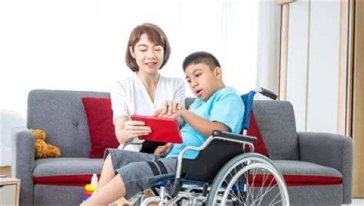 Do people with disabilities pay child support?