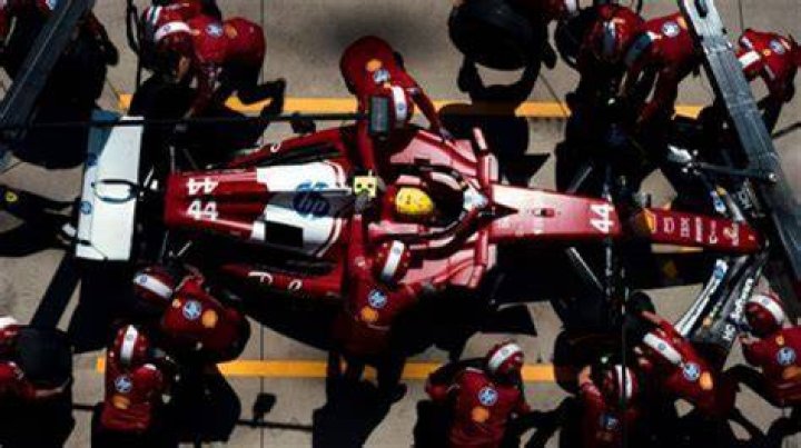 What happens when an F1 student marries a US citizen?