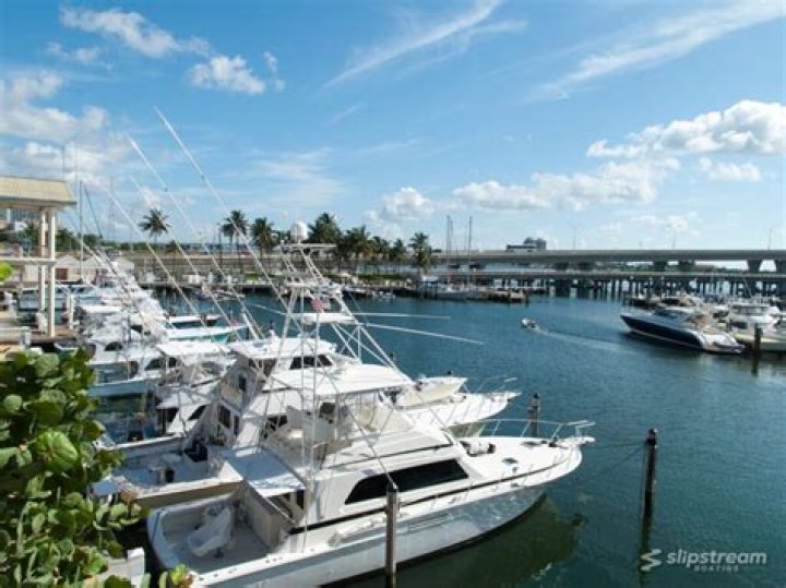 What is the best time of year to buy a boat in Florida?